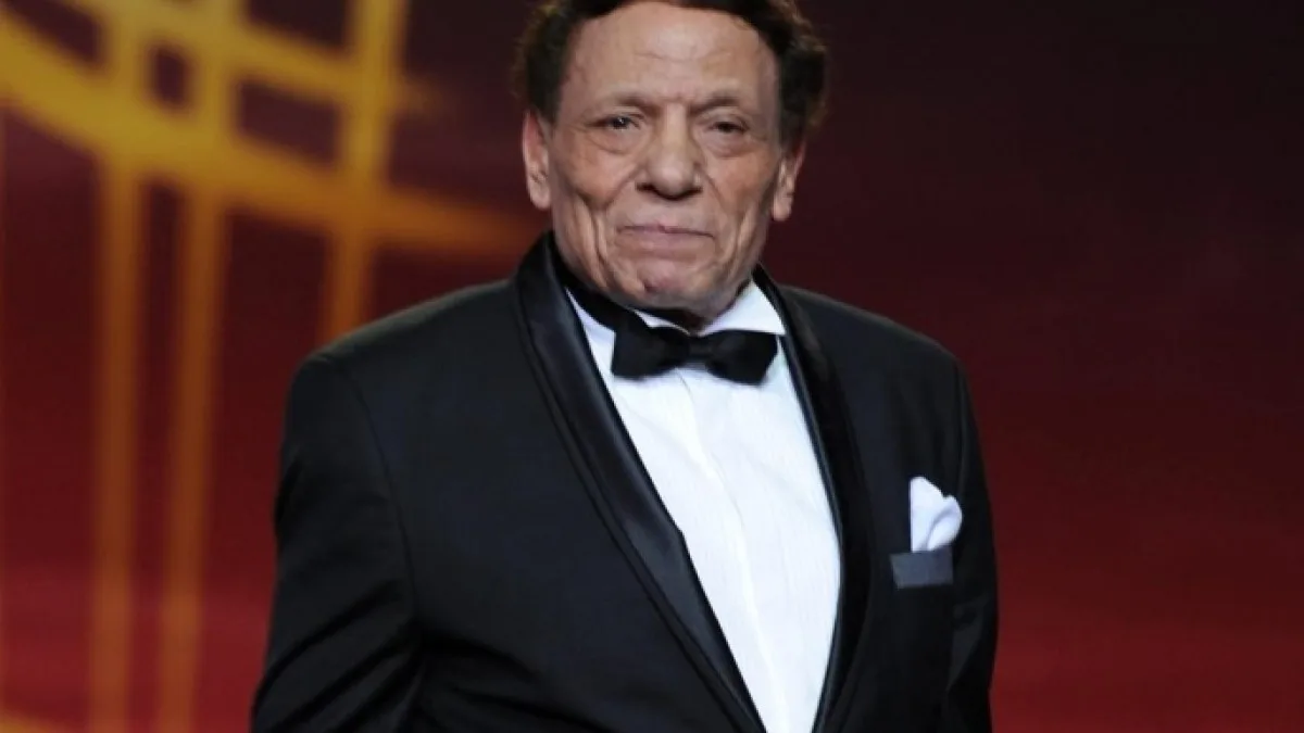 عادل إمام يعود بفيلم وثائقي