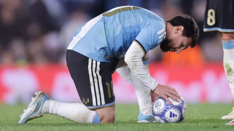 ليونيل ميسي يودّع الأرجنتين بعد خسارة نهائي كأس العالم