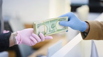موعد صرف رواتب الموظفين والمتقاعدين 