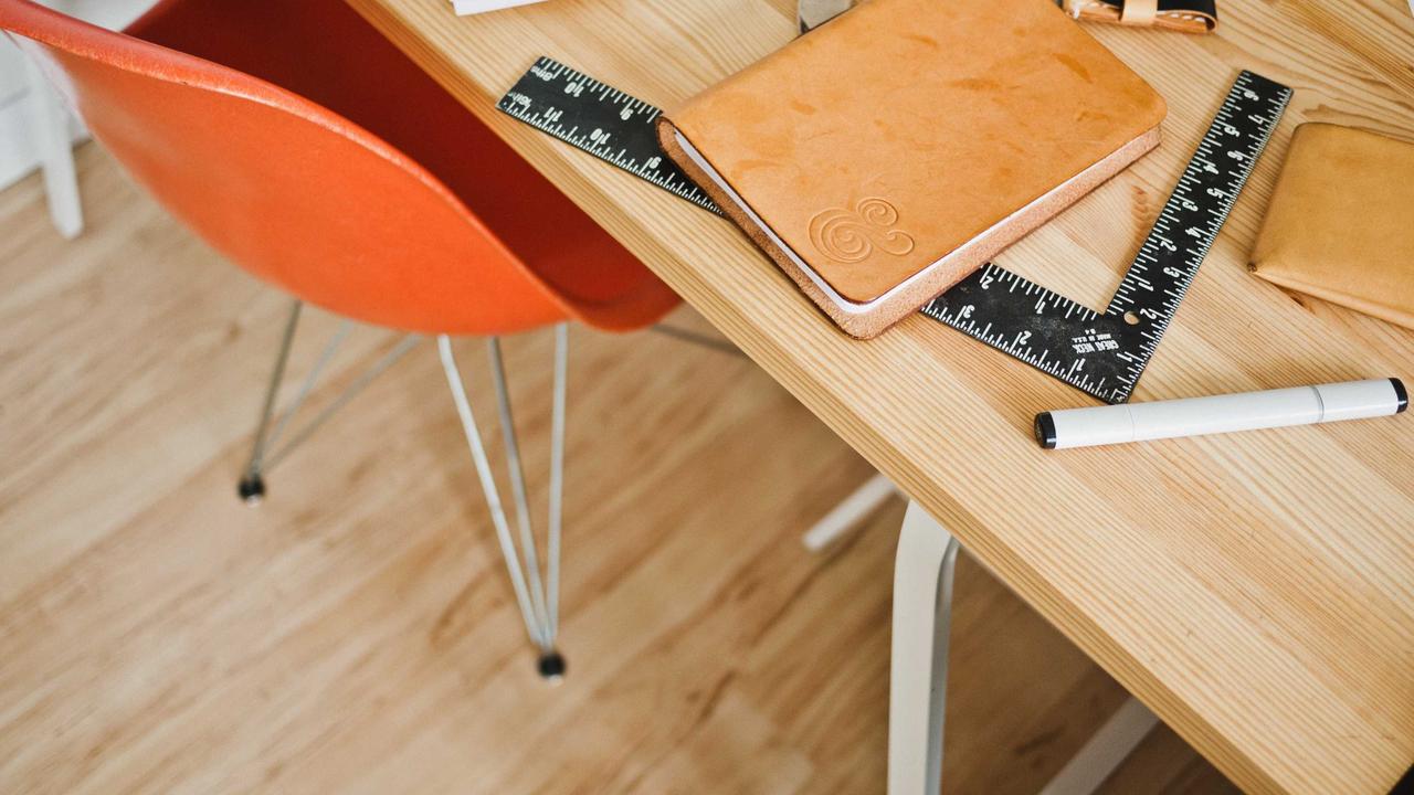 تحديثات سعر الدولار اليوم: خريطة استقرار وتأثيرات مباشرة على معاملاتك المالية